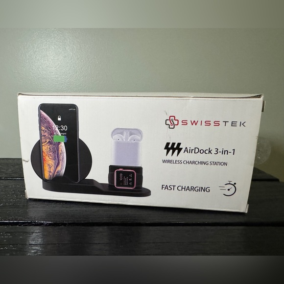 SWISSTEK 3-in-1 charging station for Apple IPhone, AirPods and Apple Watch - Picture 7 of 7